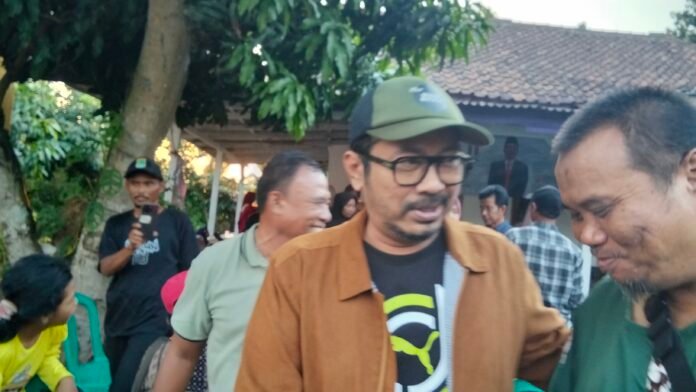 Anggota DPRD Provinsi Jawa Barat, Pipik Taufik Ismail S.Sos, MM, saat menyampaikan masyarakat Telukjambe Barat