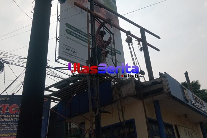 Picsart_25-06-27_19-49-31-469