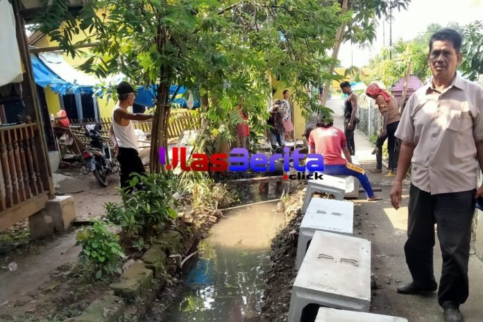 Picsart_25-07-11_14-16-38-738