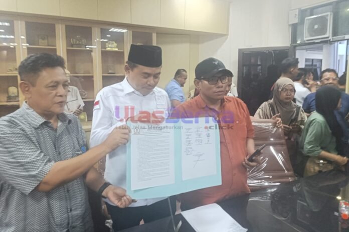 Picsart_25-07-25_17-48-07-165