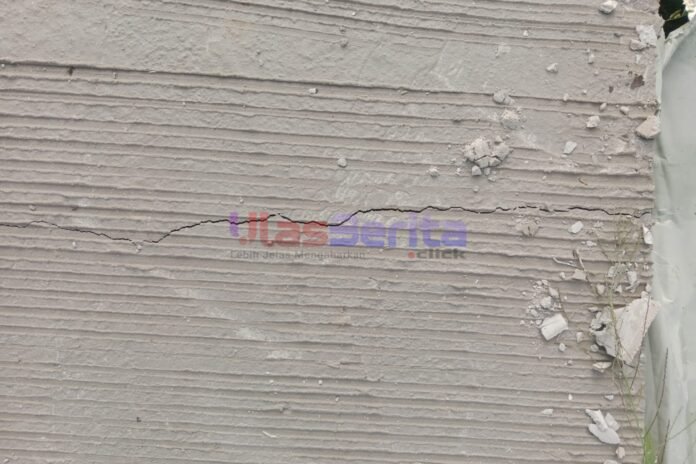 Picsart_25-12-23_13-23-55-524