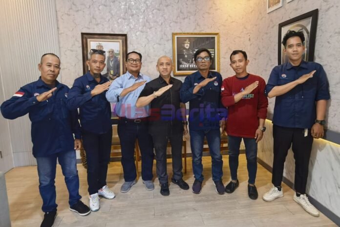 Picsart_25-12-24_17-04-08-896