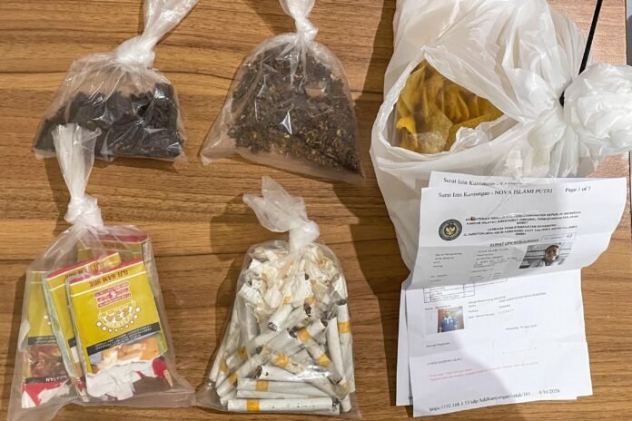 Picsart_26-04-16_22-17-39-772